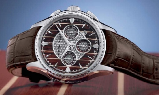 HAMILTON ET RIVA ANNONCENT LEUR PREMIERE COOPERATION GLOBALE HAMILTON ET RIVA ANNONCENT LEUR PREMIERE COOPERATION GLOBALE