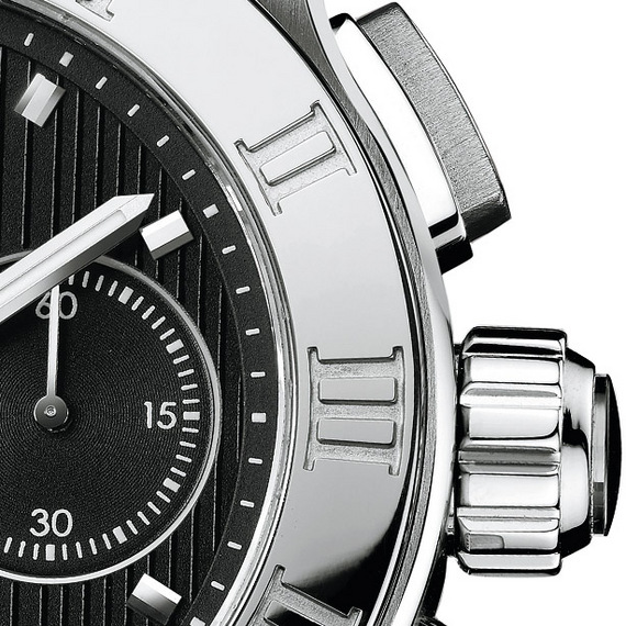 CORUM ROMULUS CHRONOGRAPH CORUM ROMULUS CHRONOGRAPH