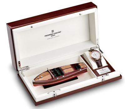 Frédérique Constant lance 3 nouveaux modèles dans sa célèbre Collection pour homme “Runabout”. Frédérique Constant lance 3 nouveaux modèles dans sa célèbre Collection pour homme “Runabout”.