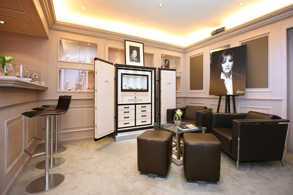 Nouvel espace dédié aux passionnés et aux amoureux de la belle horlogerie à la Boutique Jaeger-LeCoultre à Genève Nouvel espace dédié aux passionnés et aux amoureux de la belle horlogerie à la Boutique Jaeger-LeCoultre à Genève