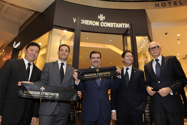 Inauguration de la première boutique exclusive Vacheron Constantin à Singapour. C’est la 27ème boutique Vacheron Constantin dans le monde.