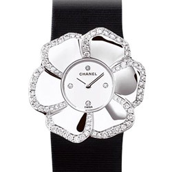 PRIX DU NEUF CHANEL LES INTEMPORELLES DE CHANEL COLLECTION CAMELIA PRIX DU NEUF CHANEL LES INTEMPORELLES DE CHANEL COLLECTION CAMELIA