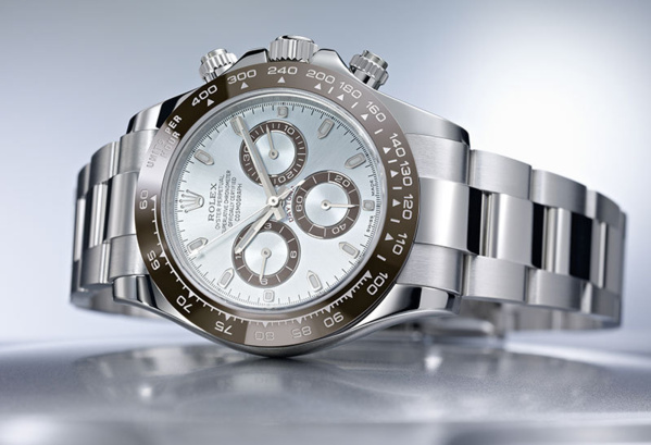 Rolex célèbre les 50 ans de sa Daytona : une garde-temps en platine à la hauteur de l'image du modèle Rolex célèbre les 50 ans de sa Daytona : une garde-temps en platine à la hauteur de l'image du modèle