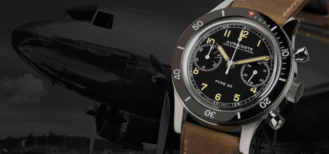 Les deux Auricoste Type 20 historiques, version militaire et version civile.