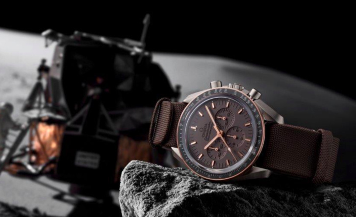 OMEGA Speedmaster Professional Apollo 11 - Édition Limitée 45ème OMEGA Speedmaster Professional Apollo 11 - Édition Limitée 45ème