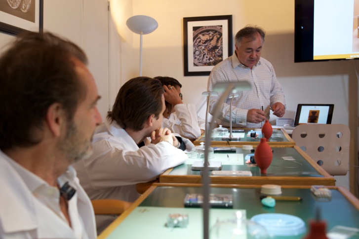 ​Férus d’horlogerie venez essayer les ateliers d’initiation horlogère itinérants en Province et à l’Etranger : Top départ !