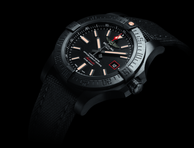 ​Breitling : Avenger Blackbird - nouveau diamètre de 44mm