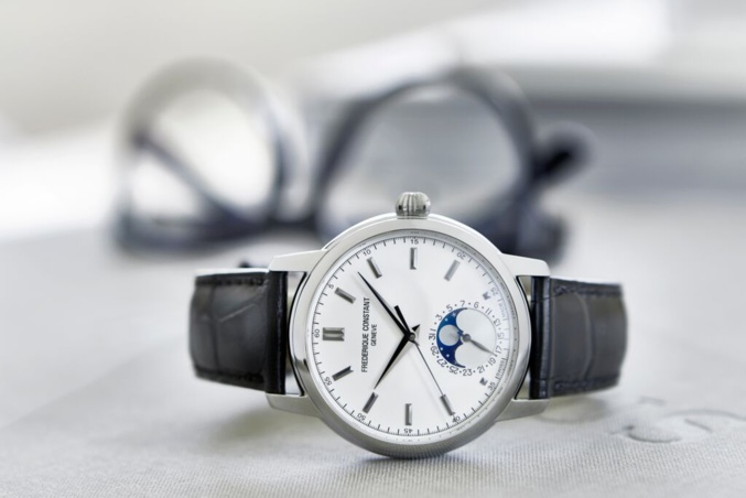 Classic Manufacture Moonphase : au rythme d’un nouveau mouvement
