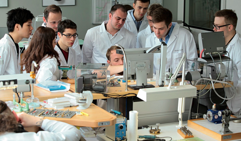 La Manufacture A.Lange & Söhne fête ses 20 ans