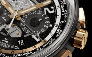 JAEGER LECOULTRE L’AMVOX5 World Chronograph célèbre la cinquième création issue du partenariat entre Jaeger-LeCoultre et Aston Martin.