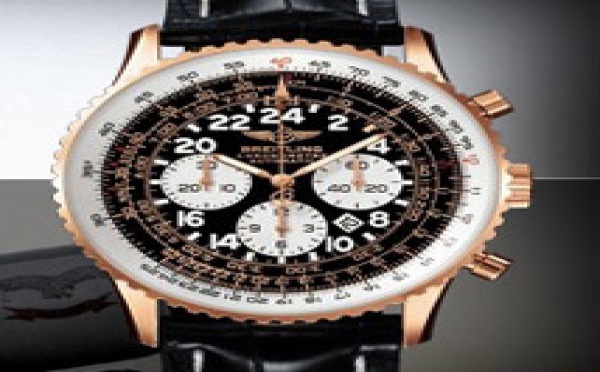 Prix du neuf Breitling Navitimer Cosmonaute 418 Or Rouge